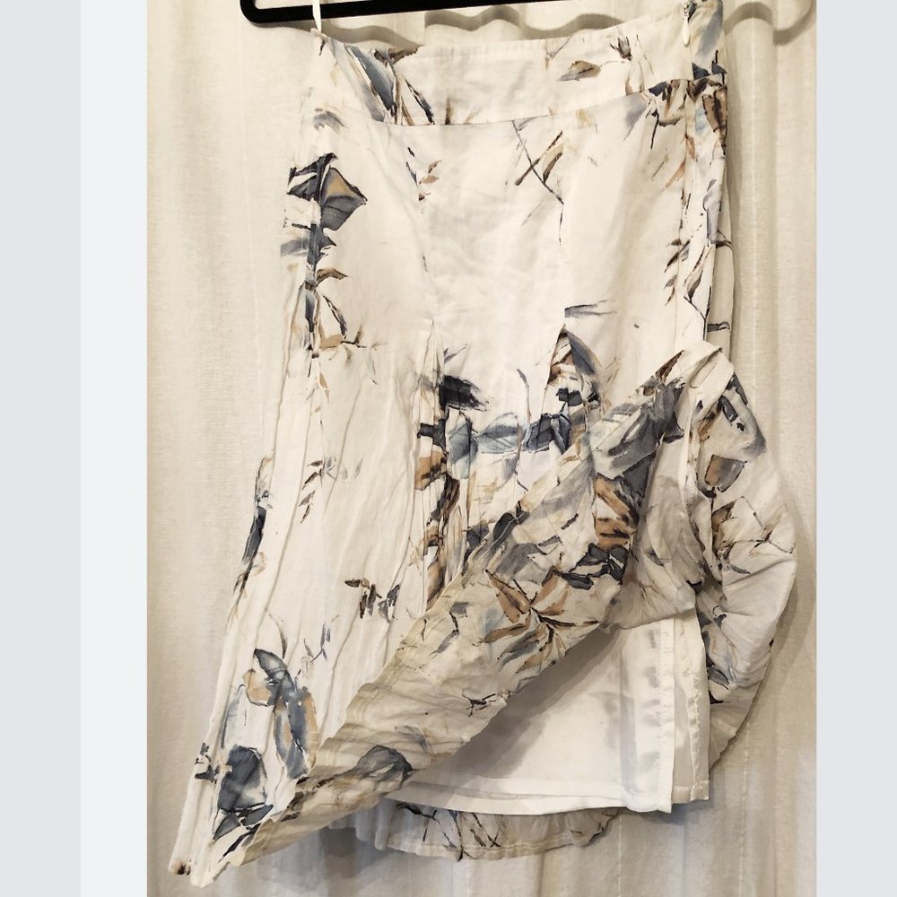 Floral Knee Length Skirt - Picture 5 of 15